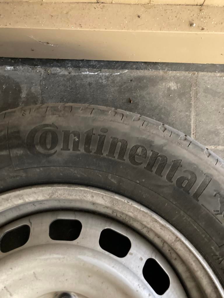 4 zomerbanden continental + 4 wielen, Autos : Pièces & Accessoires, Pneus & Jantes, Neuf, Pneus et Jantes, Pneus été, Véhicule utilitaire