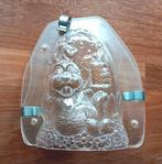 Oeuf en forme de moule à chocolat avec lièvre, Enlèvement, Utilisé