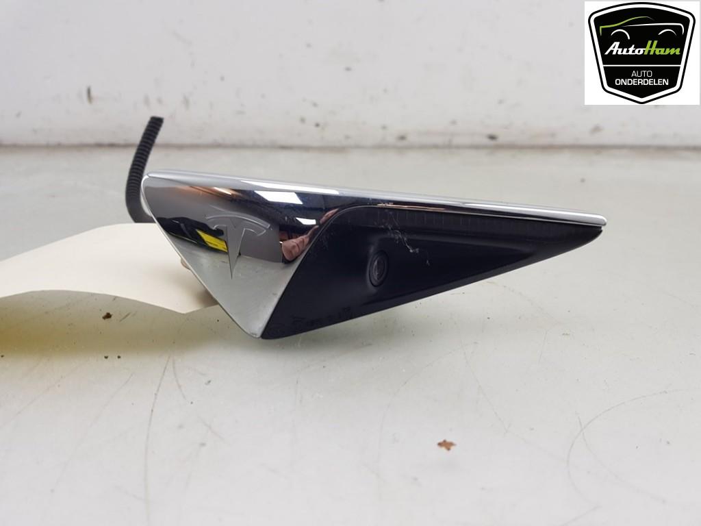 DIVERSEN 360 graden camera Tesla Model X (|112510600B|), Germany_Sales@tesla.com, Gebruikt, Overige automerken, Ludwig-Prandtl-Straße 27 - 29
12526  Berlin, DE