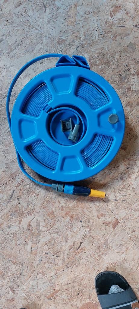 Platte tuinslang van 15 m met slanghaspel, Ophalen