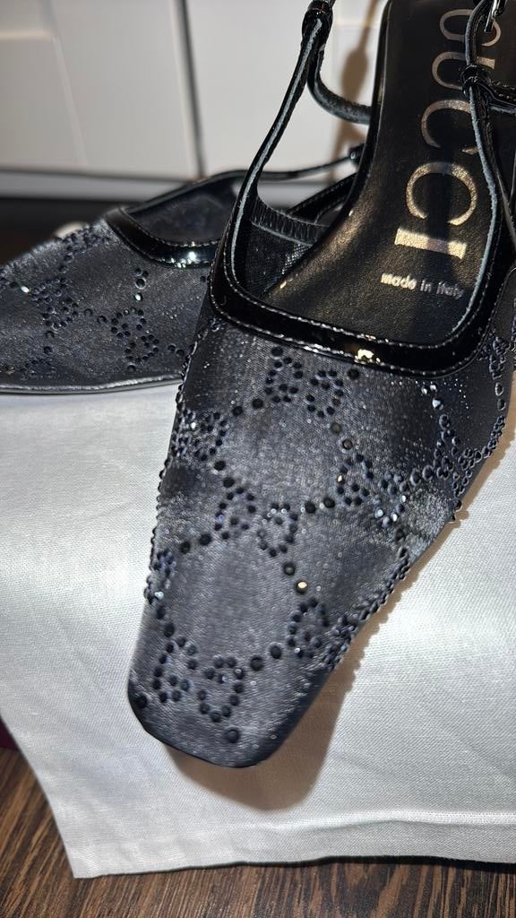 Zwarte hakken schoenen, Ophalen of Verzenden, Zo goed als nieuw