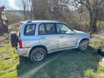 Suzuki Grand Vitara de 2004, Diesel, à vendre pour pièces, Cuir, Argent ou Gris, Achat, Noir