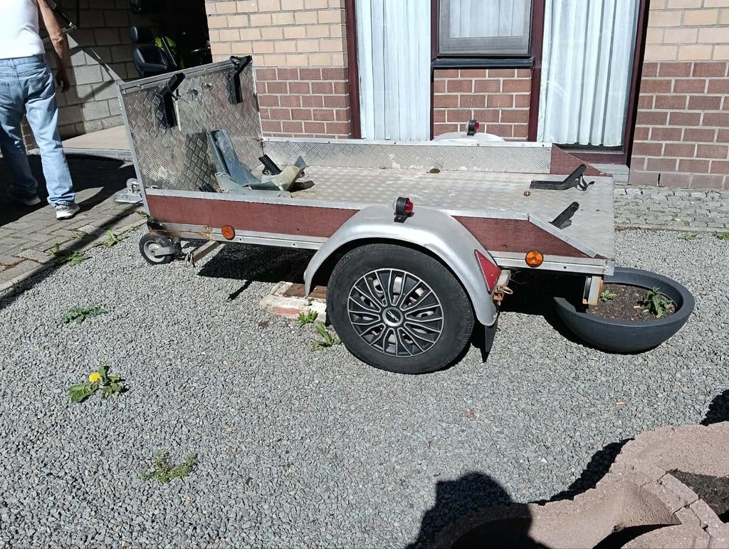 Aanhangwagen, Ophalen