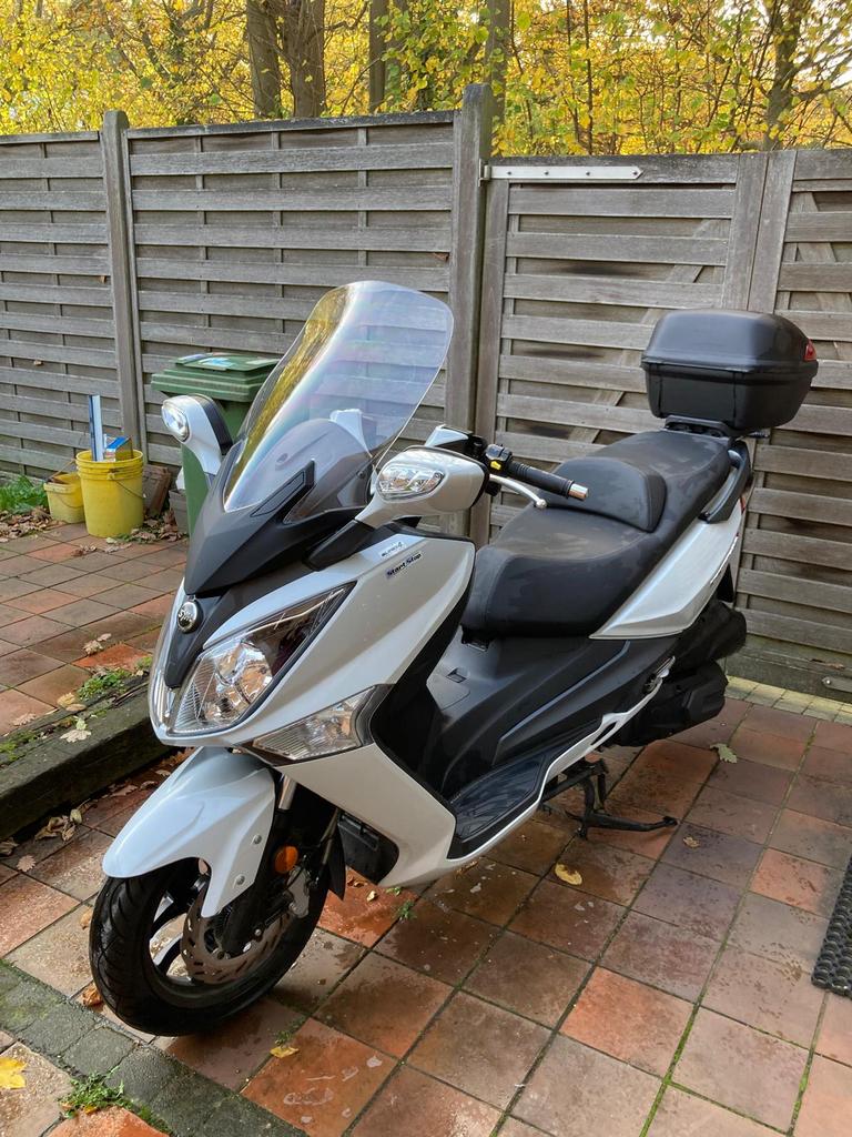 Sym scooter 300cc, Vélos & Vélomoteurs, Scooters | Kymco, Enlèvement, Comme neuf