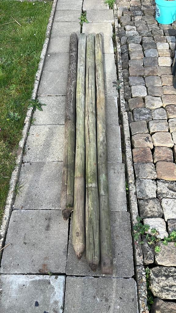 Tuinpalen, Ophalen of Verzenden, Zo goed als nieuw