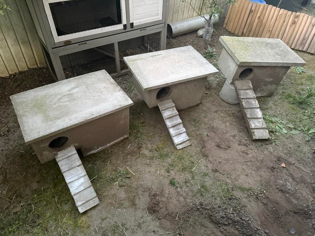 3x betonnen broedhok voor eenden, Dieren en Toebehoren, Ophalen, Zo goed als nieuw, Overige typen