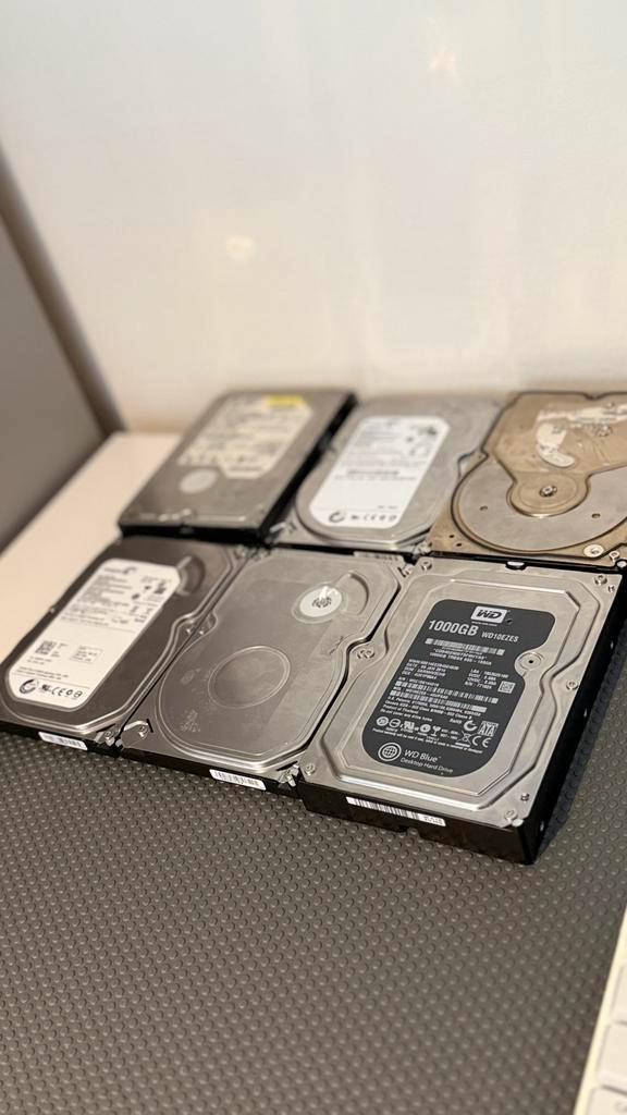 Partij harde schijven 3.5” – WD / Seagate – voor onderdelen, Computers en Software, Harde schijven, Zo goed als nieuw, Desktop