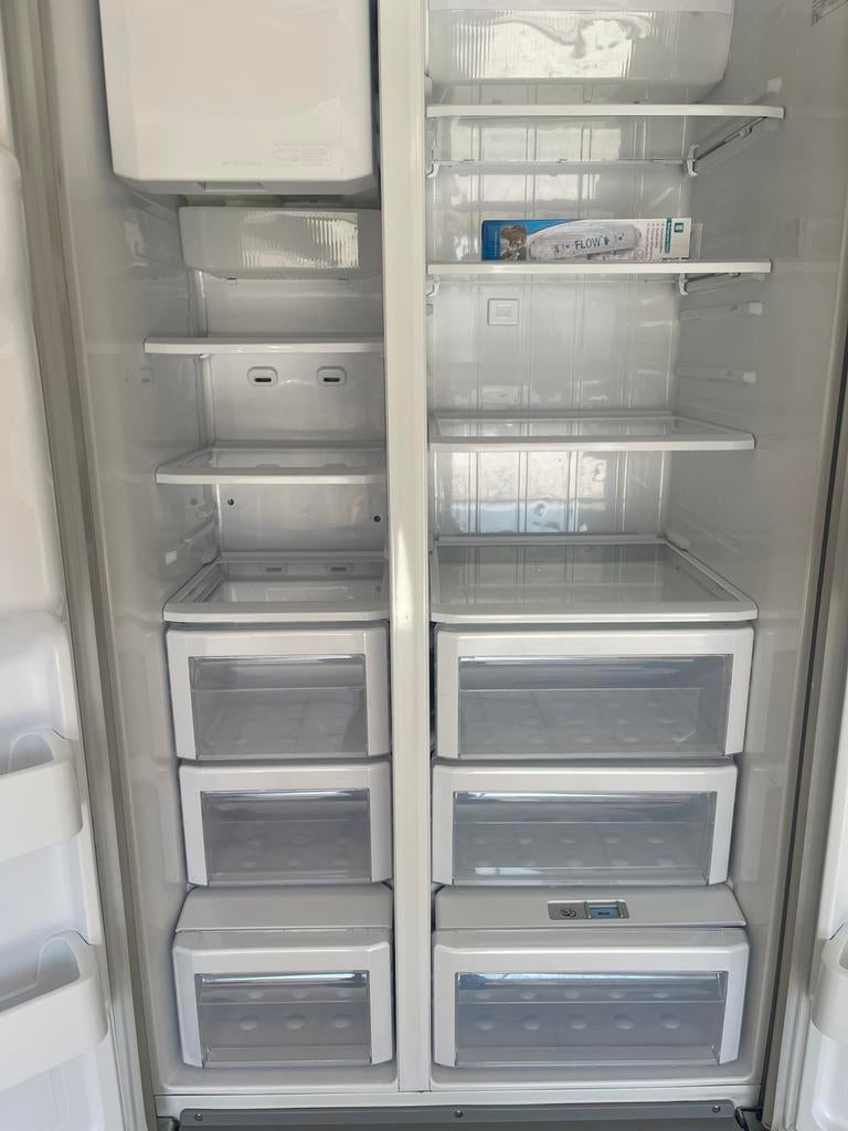 Frigo américain, Enlèvement, Utilisé, Avec compartiment congélateur