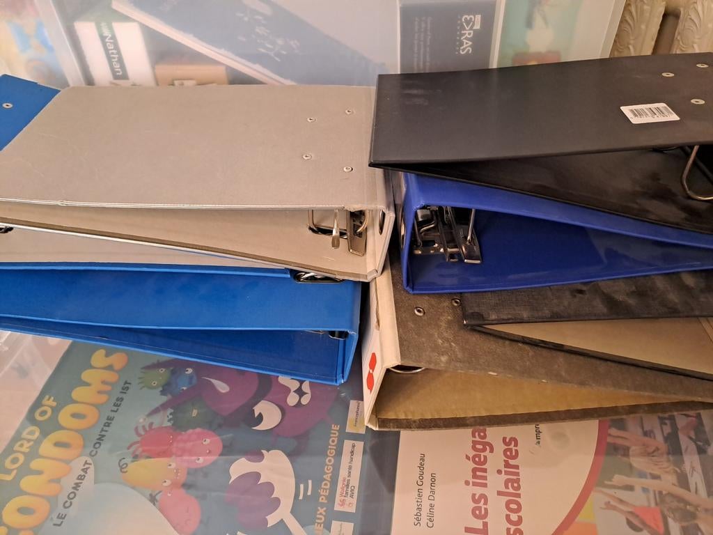 Classeurs à extraits bancaires, Diversen