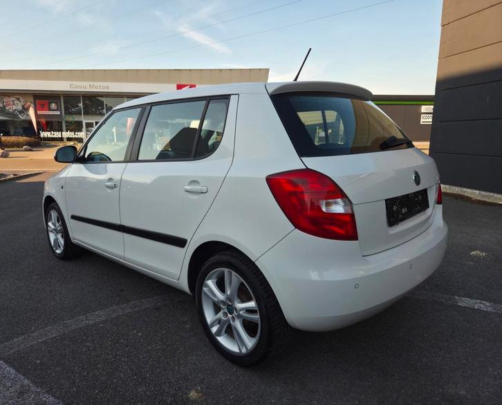 SKODA FABIA 1.2 TDI ** KLAAR OM GEREGISTREERD TE WORDEN **, Auto's, Skoda, Fabia, ABS, Airbags, Airconditioning, Alarm, Boordcomputer