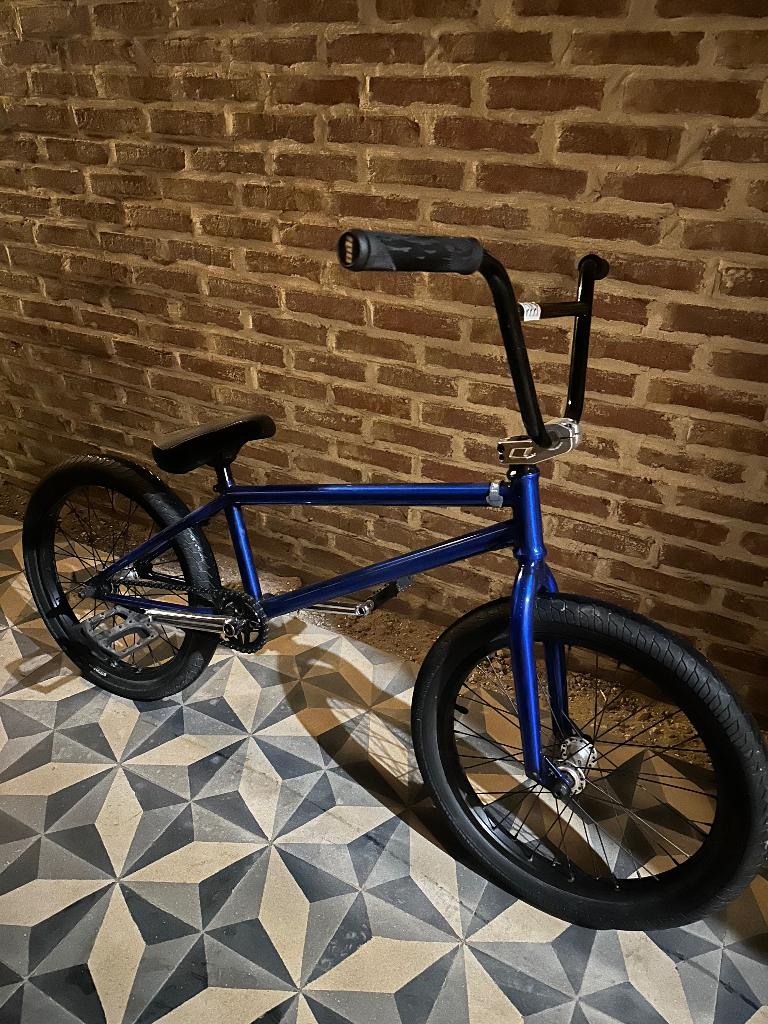 WETHEPEOPLE justice bmx, Enlèvement ou Envoi, Utilisé