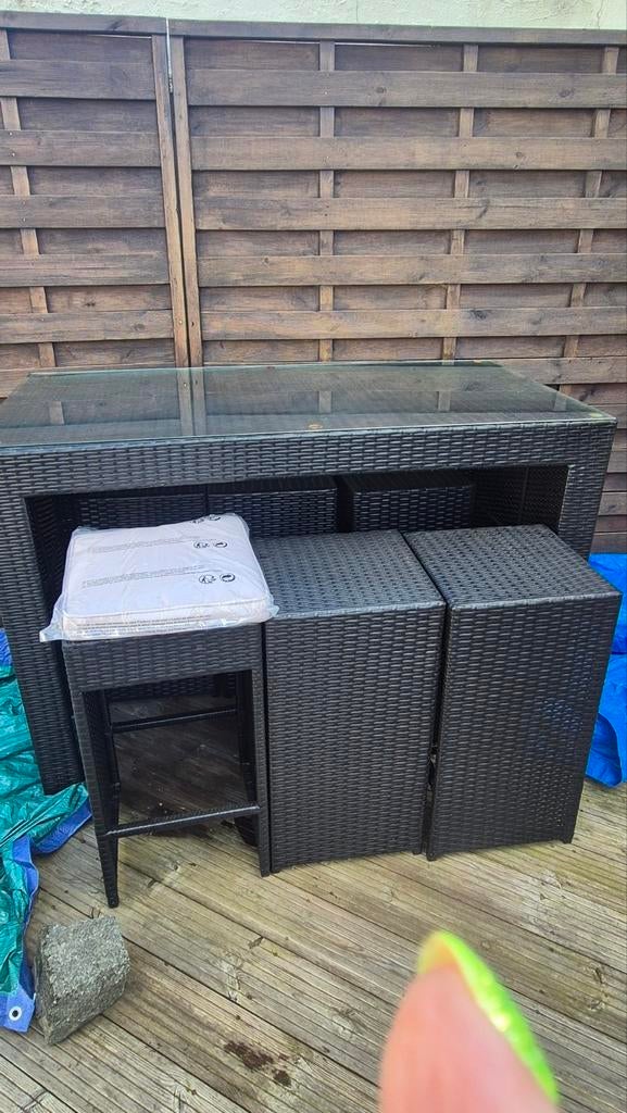 Bar de jardin avec tabourets et cousins, Tuin en Terras, Ophalen