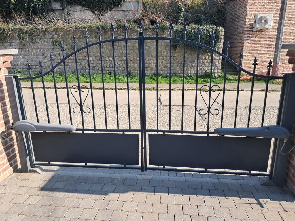 Portail galvanisé de 150 cm x 2 avec automatisation, Jardin & Terrasse, Portes de jardin, Enlèvement