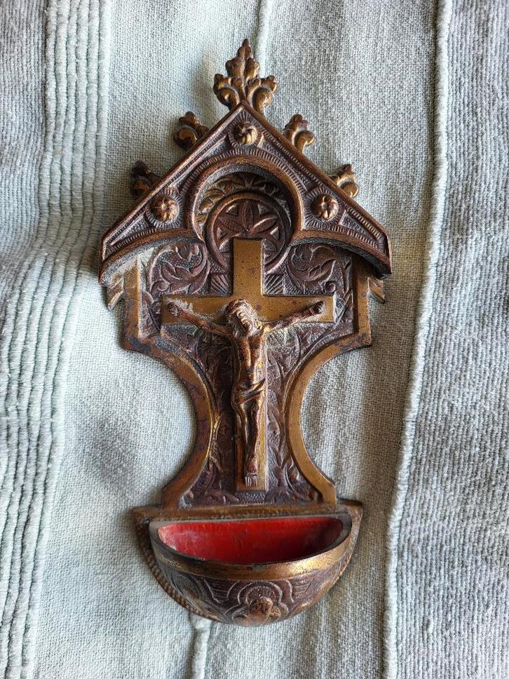 Antiek Frans wijwaterbakje brons, Antiek en Kunst, Antiek | Religieuze voorwerpen, Ophalen of Verzenden