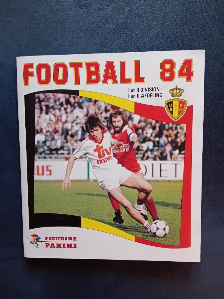 panini stickerboek Football 84, Verzamelen, Stickers, Zo goed als nieuw, Sport, Ophalen of Verzenden