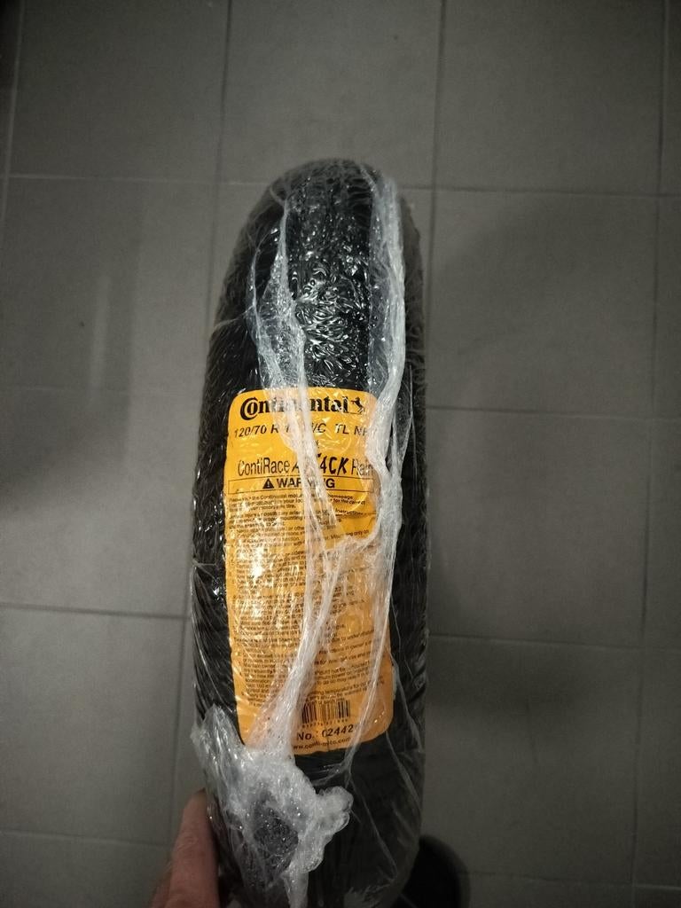 Continental regenband motor 120/70 R17, Ophalen