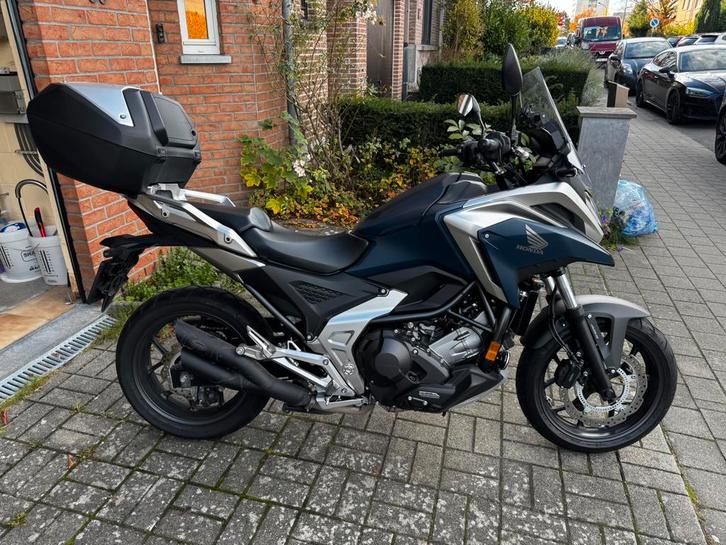 Honda NC750X DCT 2024 - boite auto, Motos, Motos | Honda, Particulier, plus de 35 kW, 2 cylindres, Permis Moto A, ABS, Poignées chauffantes