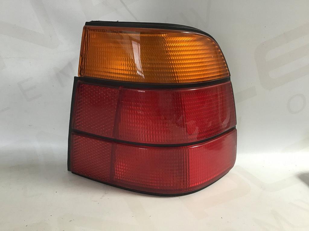 Achterlicht rechts BMW E34 Touring 83515580, Gebruikt, -, -, Ophalen of Verzenden