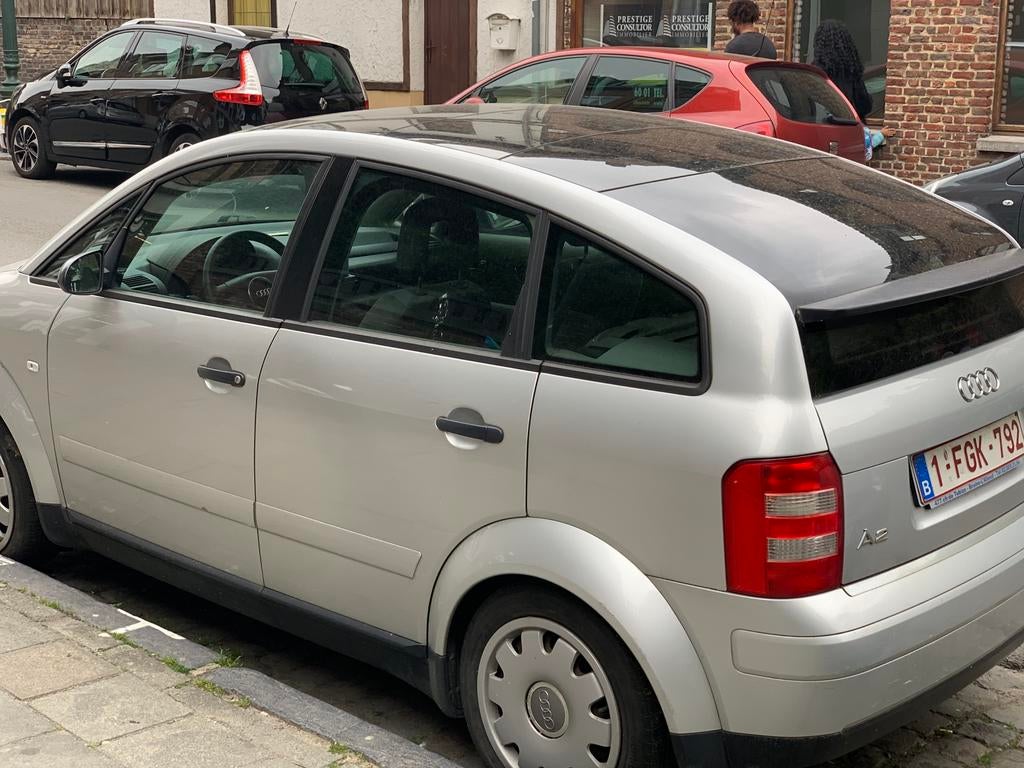 Audi A2 235000km, Autos, Argent ou Gris, Achat, 4 portes, Boîte manuelle