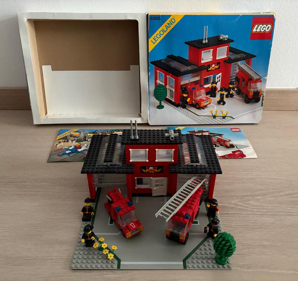 Lego Brandweerkazerne 1981, Lego, Ophalen of Verzenden, Compleet, Complete set