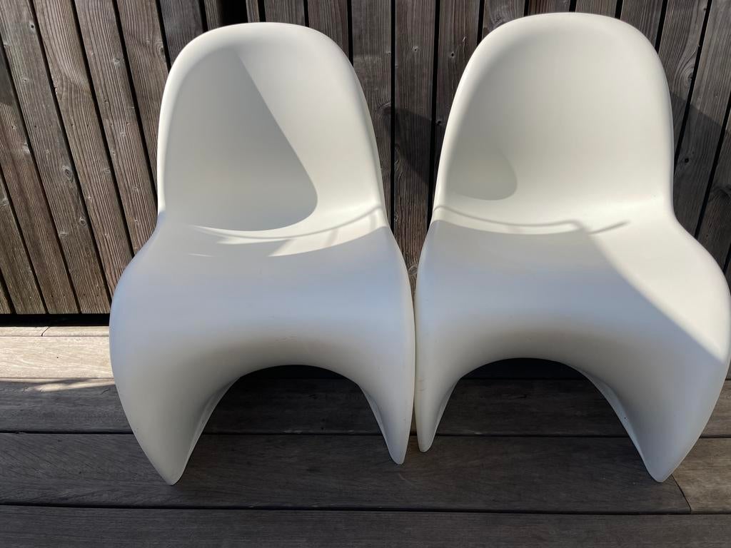 2 witte junior pantone stoelen, Huis en Inrichting, Ophalen, Kunststof, Gebruikt, Twee