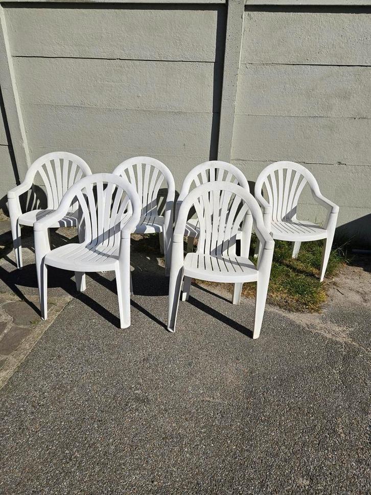 6 chaises de jardin empilables utilisées à Houthalen, Jardin & Terrasse, Chaises de jardin, Enlèvement