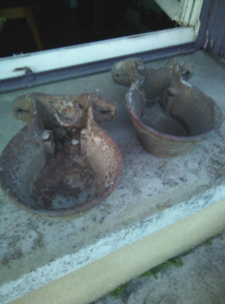 Vintage drinker voor boerderijdieren, Dieren en Toebehoren, Overige Dieren-accessoires, Gebruikt, Verzenden