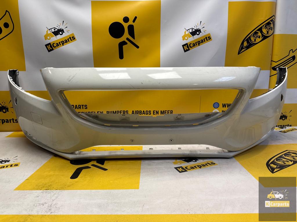 Volvo v40 Voorbumper KLS Normaal bumper, Auto-onderdelen, Carrosserie, Bumper, Volvo, Voor, Gebruikt