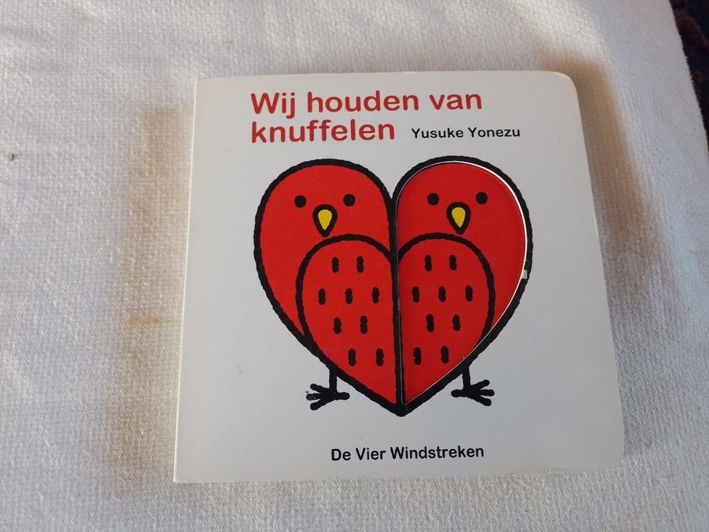 Yusuke Yonezu - Wij houden van knuffelen, Boeken, Kinderboeken | Baby's en Peuters, Zo goed als nieuw, Ophalen of Verzenden
