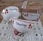 2 Jet Strawberry kommen, -, Poterie, Comme neuf, Autres styles