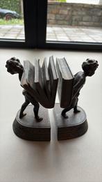 Boekensteunen engeltjes, Ophalen