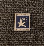 PIN - RTBF RADIO - BXL CAPITALE - BRUXELLES - BRUSSEL, Envoi, Utilisé, Autres sujets/thèmes, Insigne ou Pin's