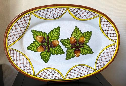 Prachtige keramische schaal gesigneerd en met de hand beschi, Huis en Inrichting, Keuken | Servies, Nieuw, Kom(men), Boerenbont