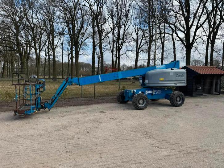 Genie S-45 Hoogwerker bandenhoogwerker s65 (bj 2007), Zakelijke goederen, Machines en Bouw | Liften, Steigers en Ladders