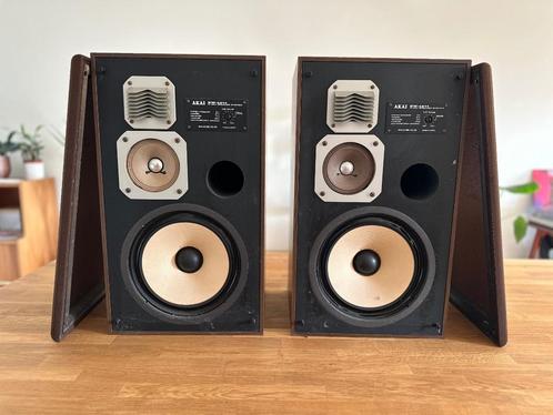 2 Vintage AKAI 3-way luidsprekers SW-137 II walnoot - Japan, Audio, Tv en Foto, Luidsprekerboxen, Gebruikt, Front, Rear of Stereo speakers
