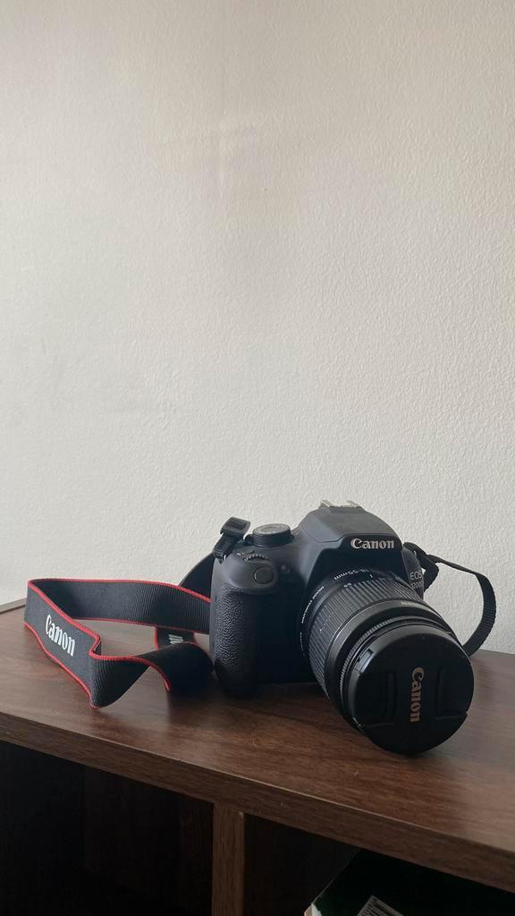 Canon 1200d eos, Audio, Tv en Foto, Fotocamera's Digitaal, Zo goed als nieuw, Canon, Ophalen of Verzenden