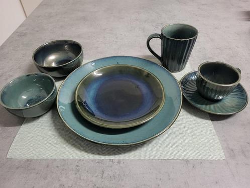 Dinner set, Huis en Inrichting, Keuken | Servies, Zo goed als nieuw, Compleet servies, Overige stijlen, Aardewerk, Ophalen