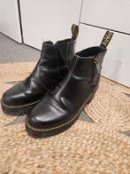 Dr. Martens, Ophalen