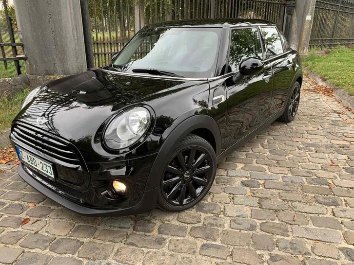 mini cooper **black pack**navi**pdc**cruise**17 alu velgen**, Auto's, Mini, Bedrijf, Te koop, Cooper S, ABS, Airbags, Airconditioning
