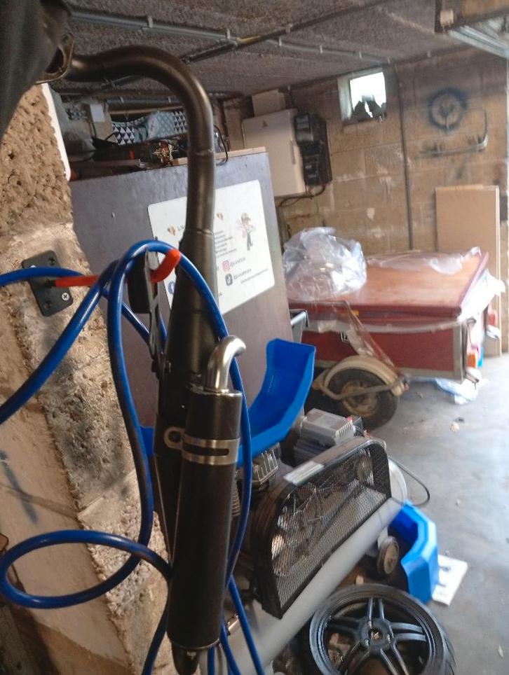 Pot d'échappement Tecnigas, Vélos & Vélomoteurs, Pièces de cyclomoteur | Scooters, Comme neuf, Yamaha, Pot d'échappement, Envoi
