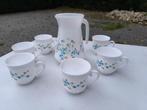 Ensemble pichet et 6 tasses 6 s t Arcopal modèle Véronica, Antiek en Kunst, Antiek | Servies compleet, Ophalen of Verzenden
