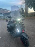 Vespa sprint S 2024 FULL OPTION A klasse, Fietsen en Brommers, Ophalen, Zo goed als nieuw, Benzine, 50 cc
