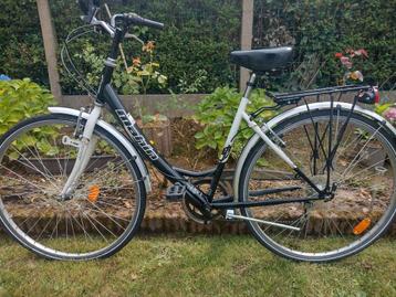 BIKE MAHIN 28"L CONTINENTALE BANDEN MET 6 VERSNELLINGEN beschikbaar voor biedingen