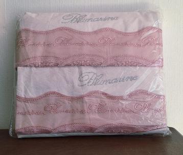 Nieuwe beddengoedset voor 2 persoon+handdoek in inpakking  beschikbaar voor biedingen