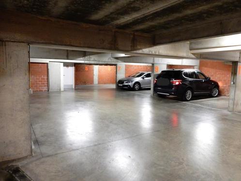Veilige staanplaats vlakbij zeedijk Oostende thv d'horloge, Auto diversen, Autostaanplaatsen en Garages
