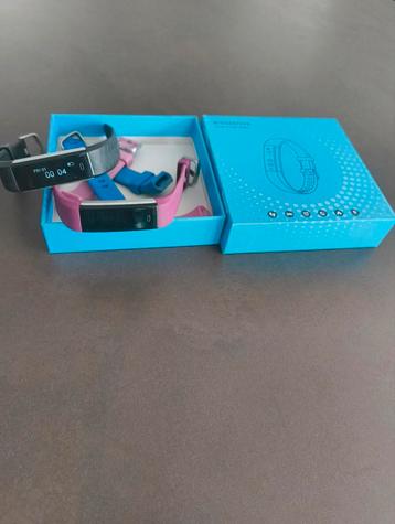 Biggerfive fitness tracker watch voor kids beschikbaar voor biedingen