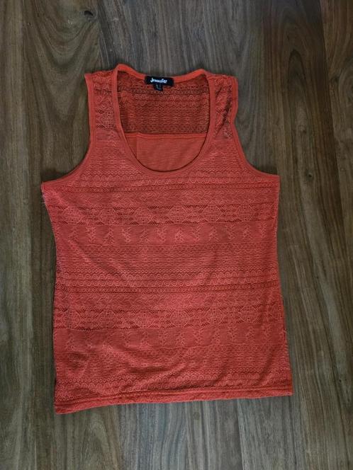 Top t-shirt corail Jennyfer taille M, Kleding | Dames, Topjes, Zo goed als nieuw, Maat 38/40 (M), Zonder mouw, Ophalen of Verzenden