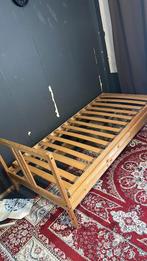 Houten bed, Huis en Inrichting, Ophalen, Zo goed als nieuw