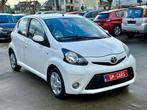 Toyota Aygo 1L Benzine 2013, Euro 5, Wit, Bedrijf, Handgeschakeld