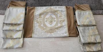Exclusieve gouden oosterse hoezen voor sierkussens en bank! beschikbaar voor biedingen